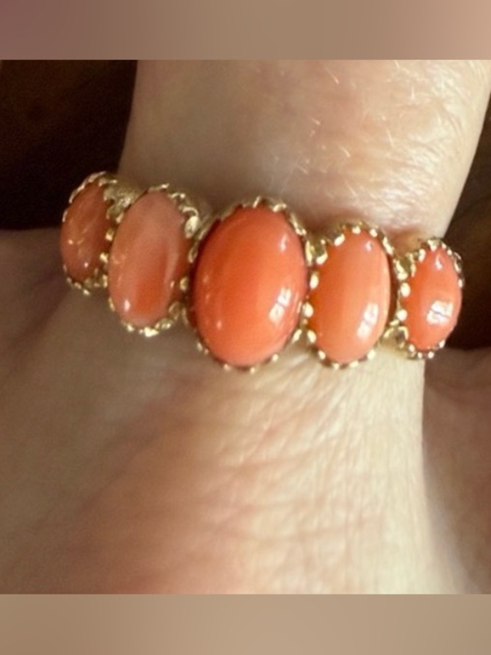 One of a kind 🫶🏻 Antique 9K Hallmarked Ring with 5 stone Coral Cabochons 💯